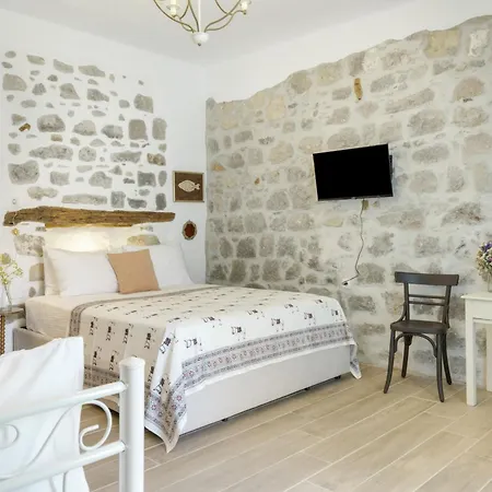 Sokaki Patmos Skala